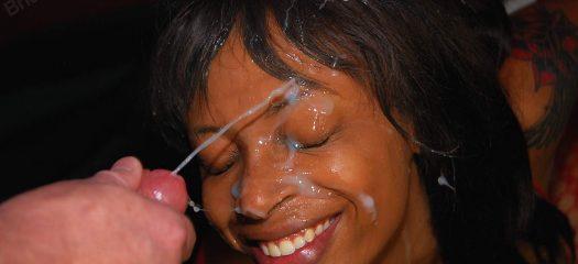 Lola Marie Ebony Bukkake