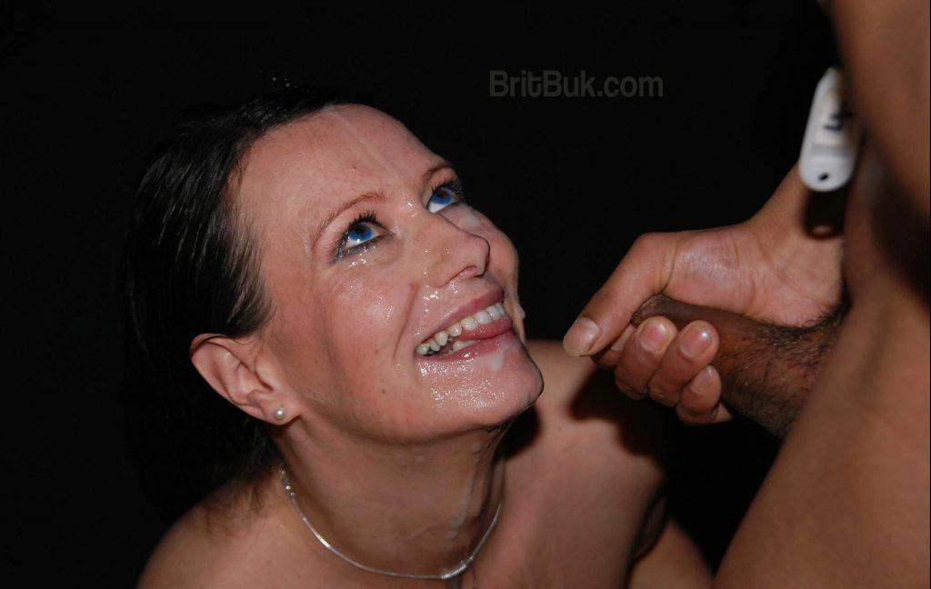 Anabelle Moore in AmateurFacialsUK / BritBuk - Bukakke Facials XXX Content