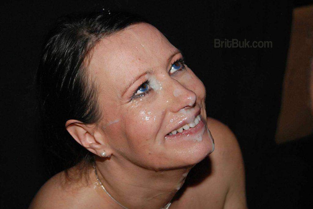 Anabelle Moore in AmateurFacialsUK / BritBuk