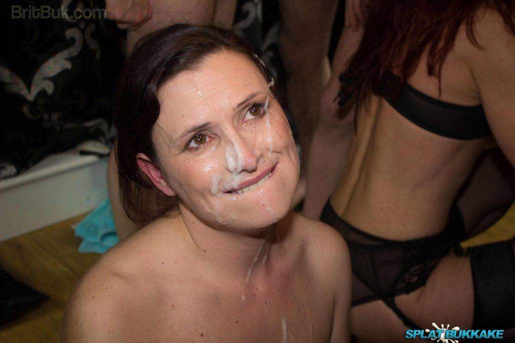 ALICE CASH wearing a cum mask